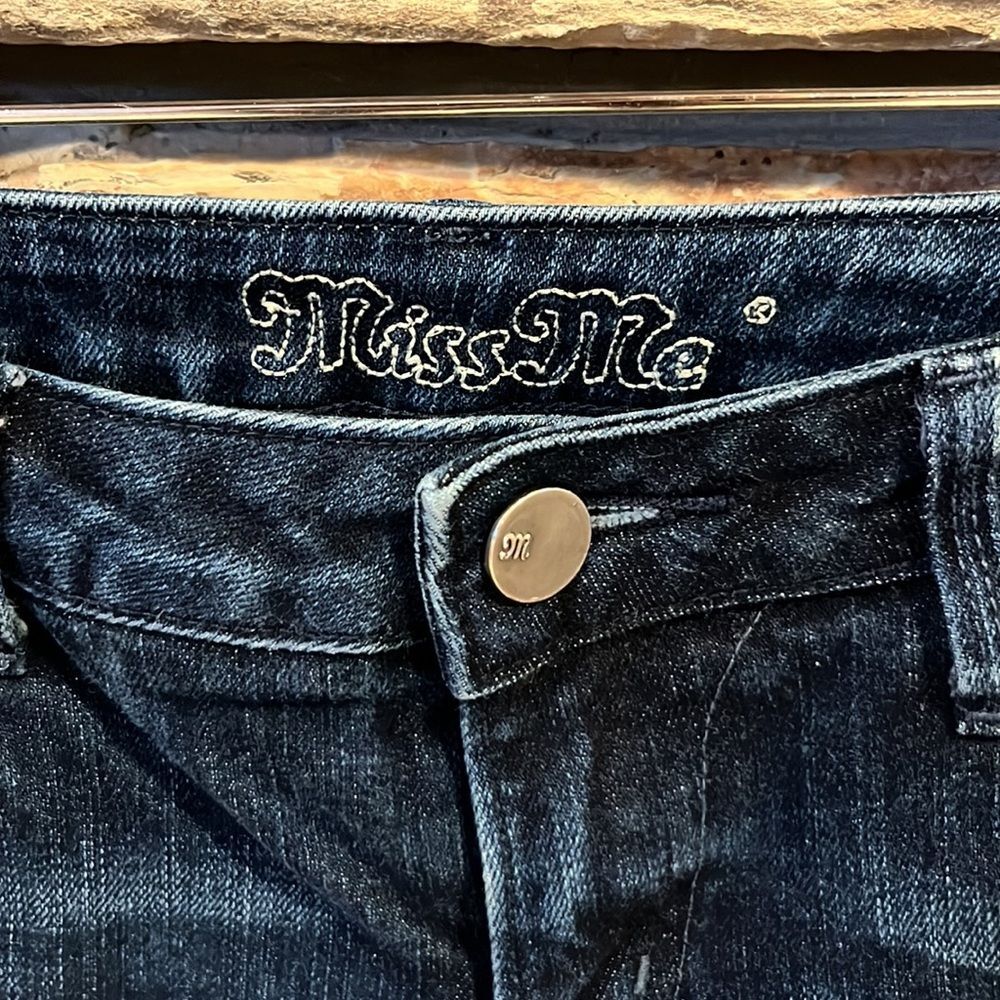 Miss Me Megan Low Rise Dark Wash Burmuda Jean Shorts - Picture 3 of 8